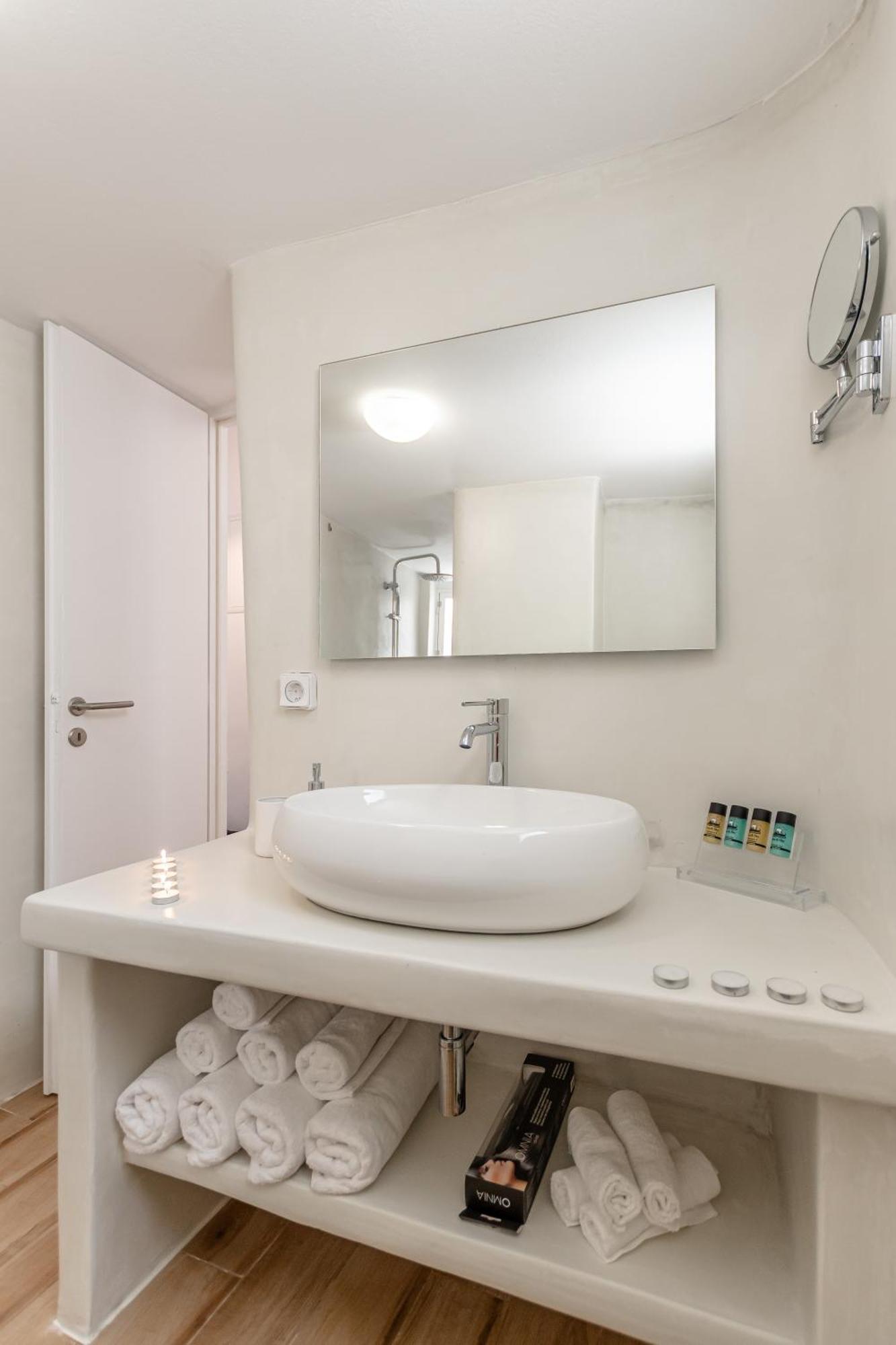 Naxos City Venetian Suites III מראה חיצוני תמונה